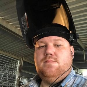 Meet your Posher, Adam